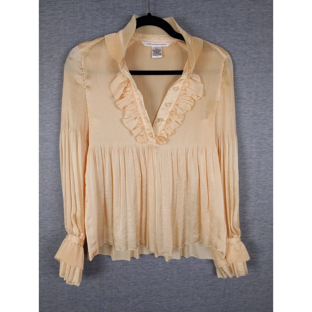 3x 👯‍♀️Host Pick⚡️Diane von Furstenberg Philippine Ruffle Top - Picture 7 of 11